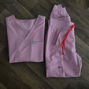 XS Figs RARE DUSTY ROSE Catarina top + Zamora jogger set - like new